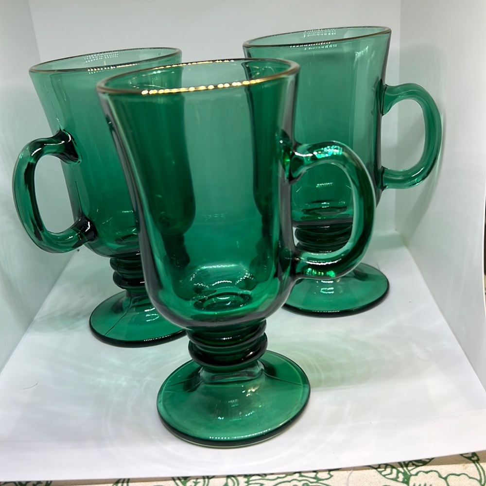Vintage, Emerald Green, Pedestal Base Cappuccino Mugs